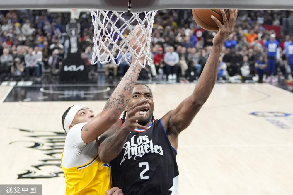 体育界受到 体育界受到