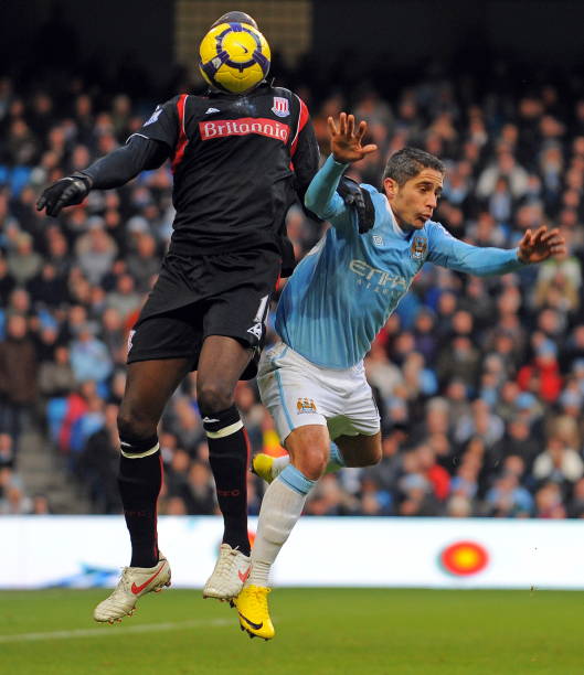 赫内斯的直 赫内斯的直